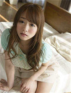 日本美女与动物